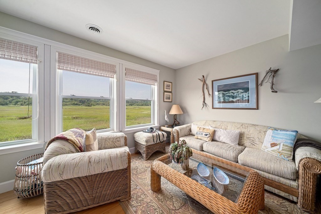 290 Ridge Road Marshfield, MA 02050 - Photo 14 of 41 Gallery Image 14