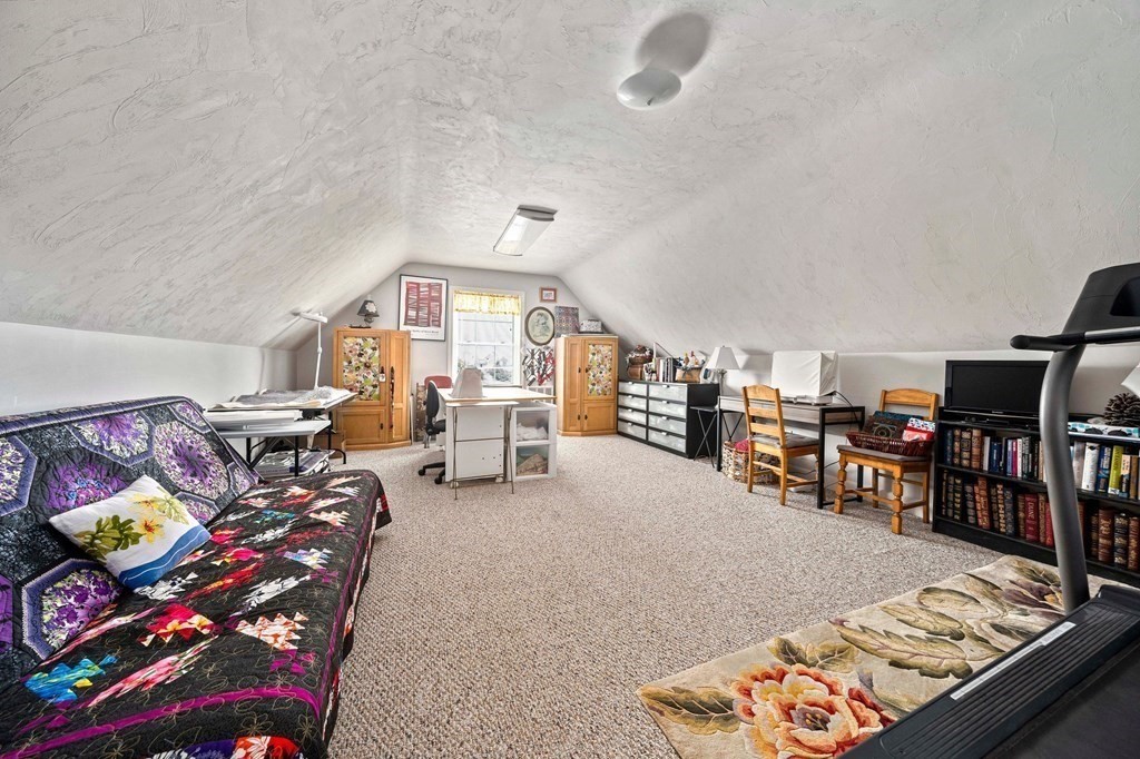 290 Ridge Road Marshfield, MA 02050 - Photo 20 of 41 Gallery Image 20