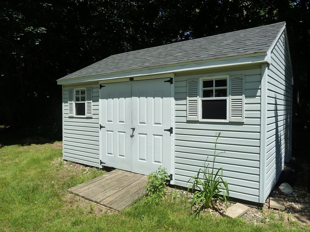 7 Dugan Road Ware, MA 01082 - Photo 8 of 41