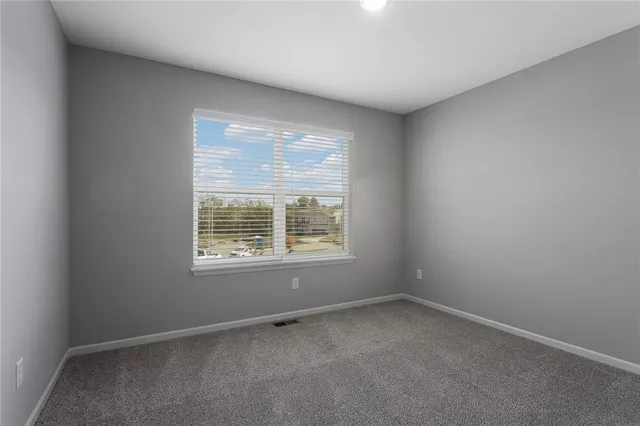 $359,900 | 506 Foxglove Lane, Raymore, MO 64083