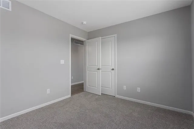 $359,900 | 506 Foxglove Lane, Raymore, MO 64083