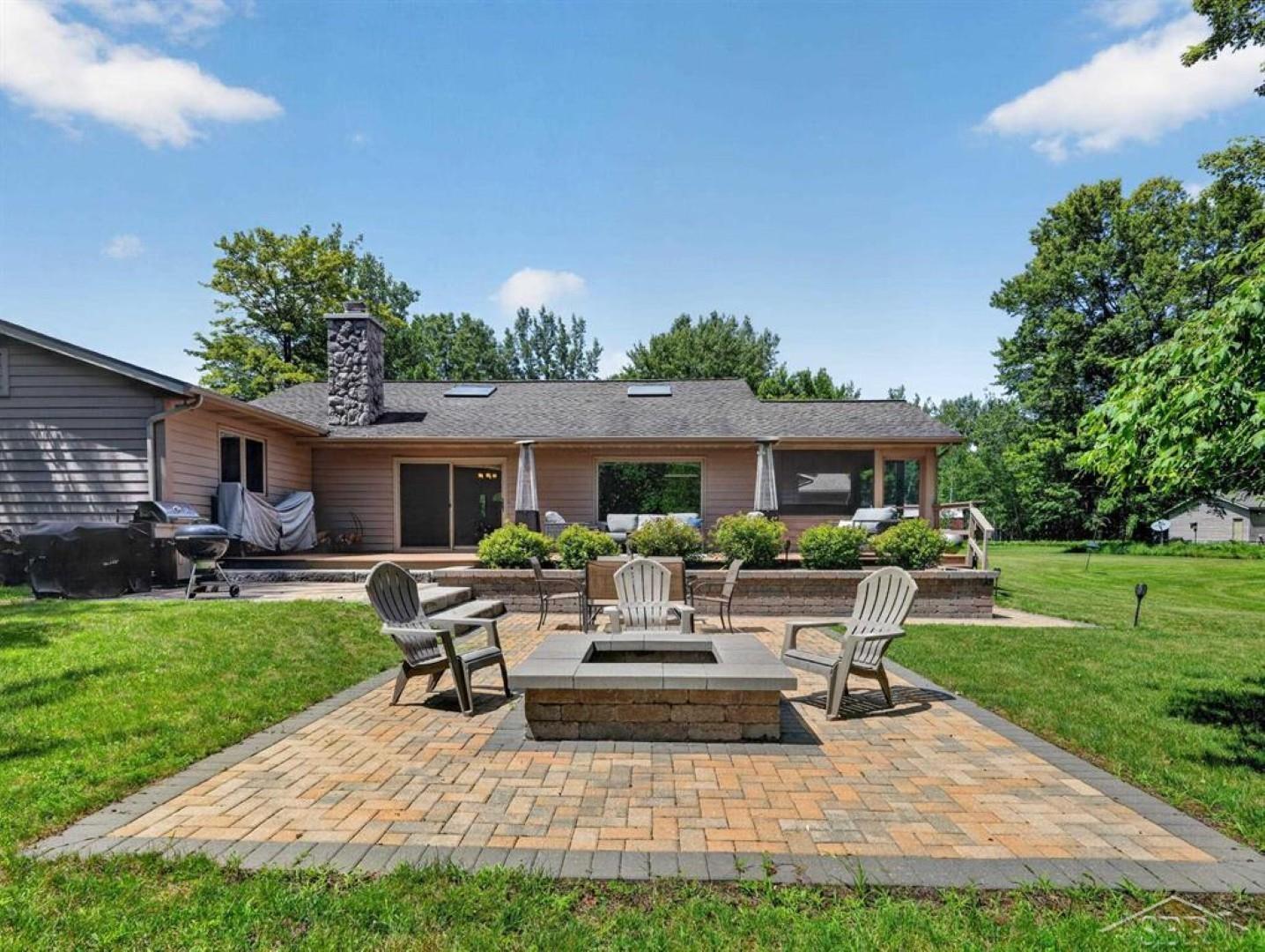 457 East Mier Road Midland, MI 48642 - Photo 29 of 53