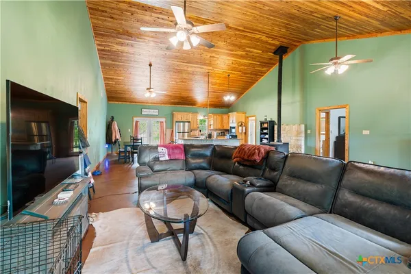 $525,000 | 1125 King Country Road, Gatesville, TX 76528