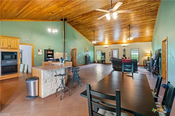 $525,000 | 1125 King Country Road, Gatesville, TX 76528