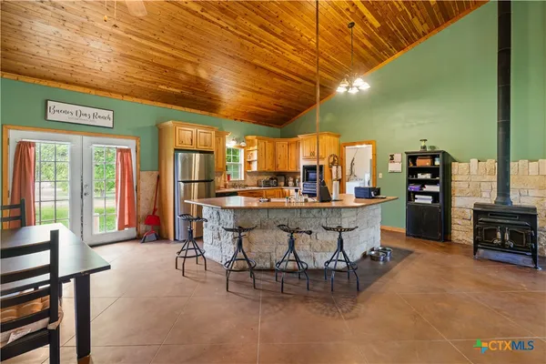 $525,000 | 1125 King Country Road, Gatesville, TX 76528