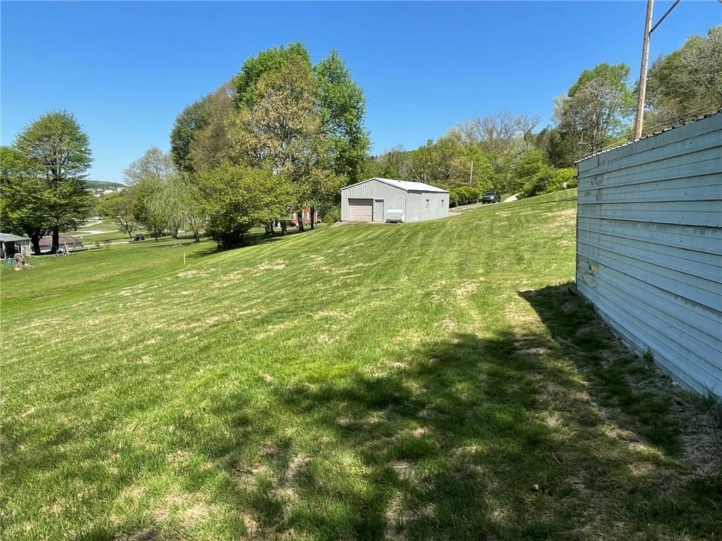 436 East Slippery Rock Road Chicora, PA 16025 - Photo 36 of 40 a view of a back yard of the house