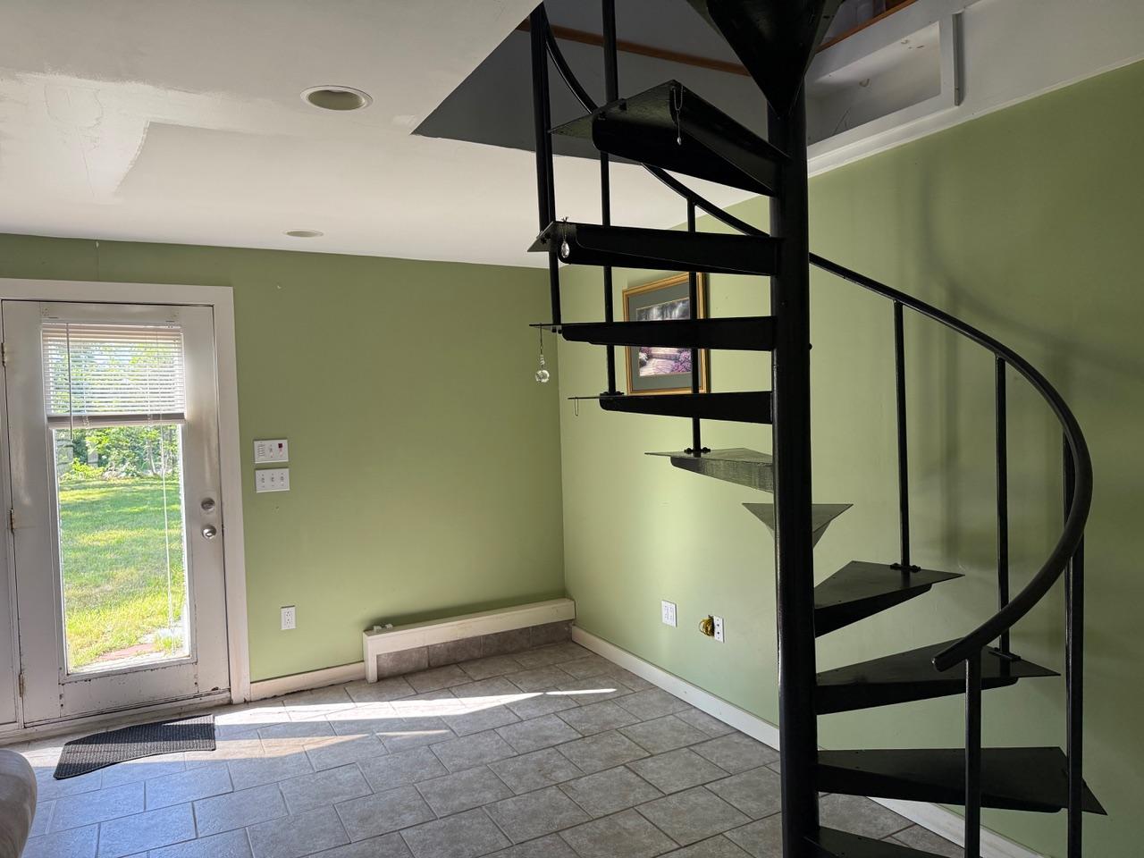 2 Farmers Road Edgartown, MA 02539 - Photo 18 of 27 a view of an entryway