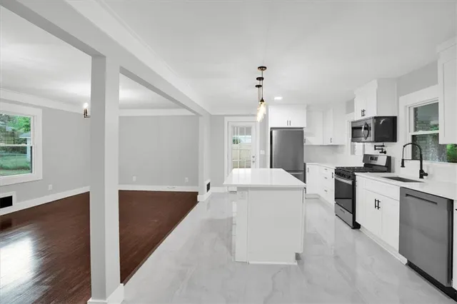 $2,695 | 2271 Cresta Drive, Decatur, GA 30032