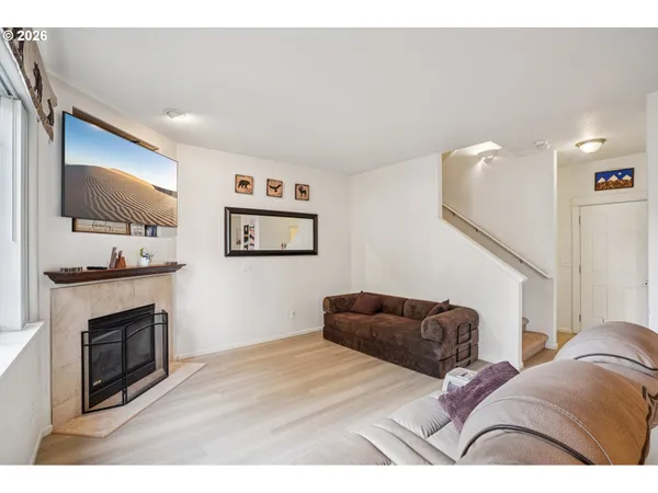 $424,000 | 37834 Sandy Heights Street, Sandy, OR 97055