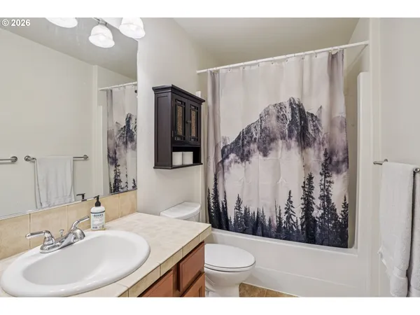 $424,000 | 37834 Sandy Heights Street, Sandy, OR 97055