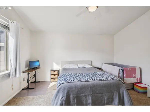 $424,000 | 37834 Sandy Heights Street, Sandy, OR 97055