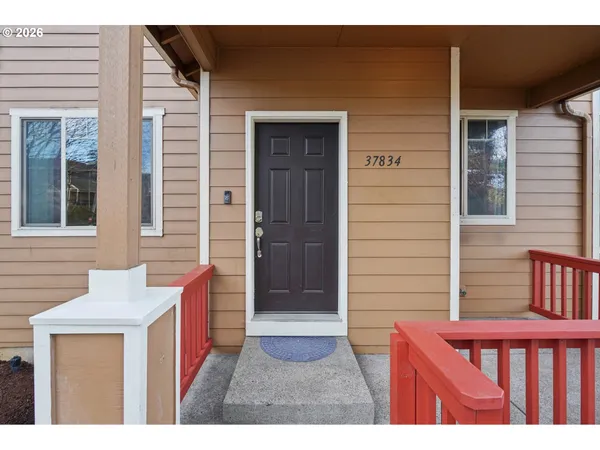 $424,000 | 37834 Sandy Heights Street, Sandy, OR 97055