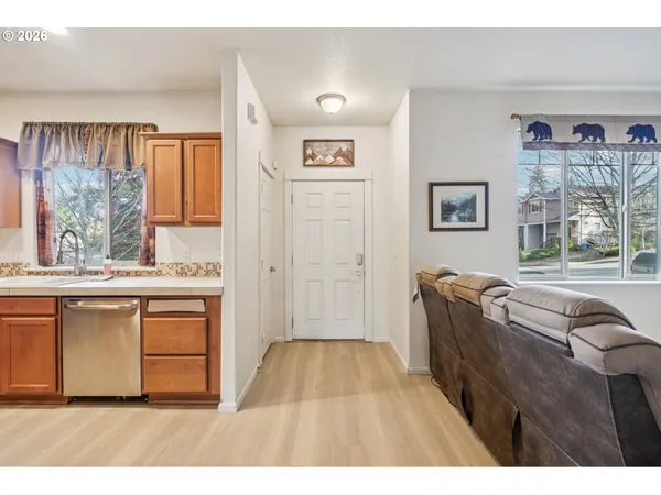 $424,000 | 37834 Sandy Heights Street, Sandy, OR 97055