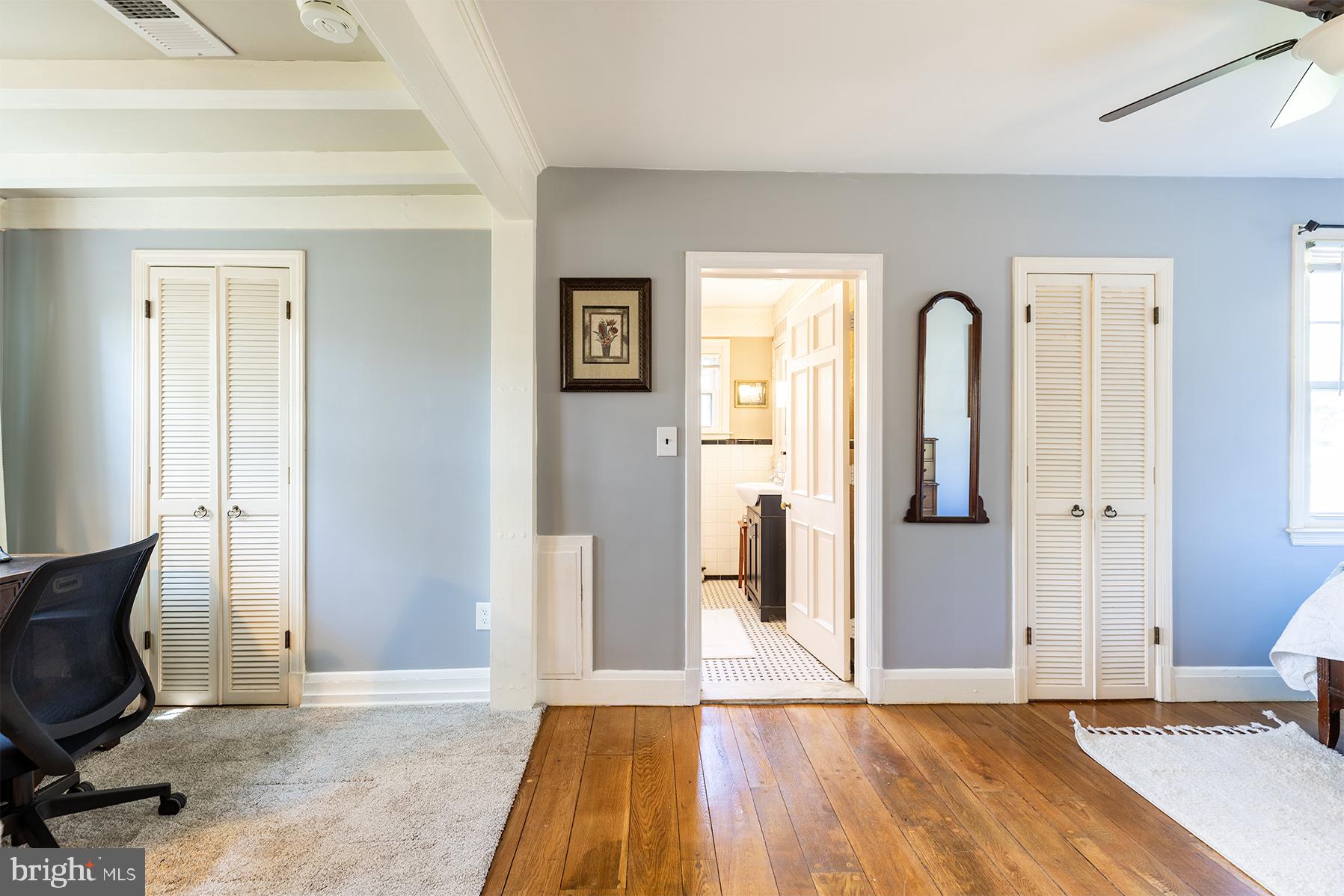 1438 Ridgeway East Arnold, MD 21012 - Photo 19 of 50 a view of a livingroom with wooden floor and a bathroom