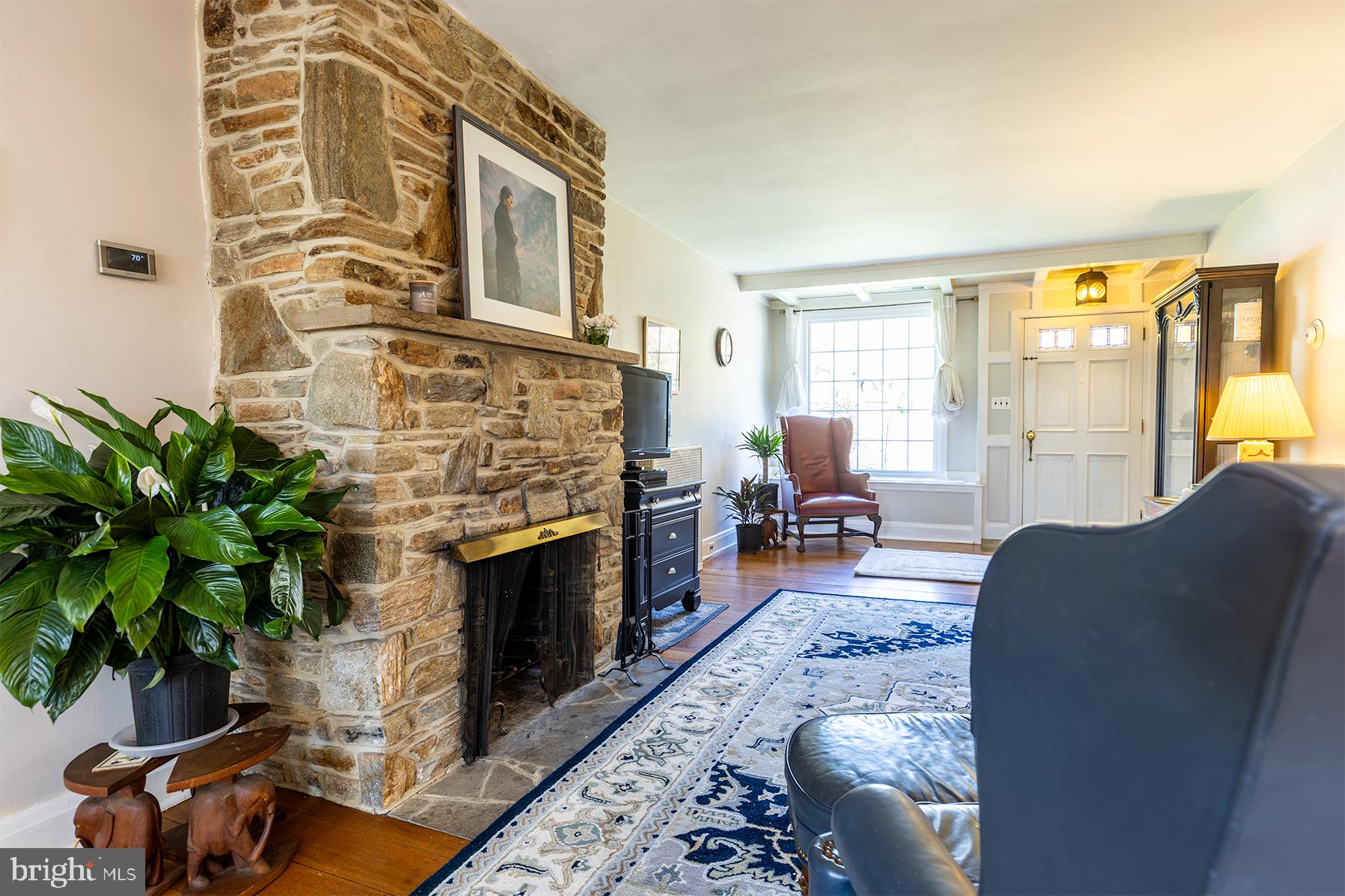 1438 Ridgeway East Arnold, MD 21012 - Photo 5 of 50 a living room with furniture and a fireplace