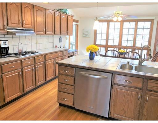 6 Countryside Way Andover, MA 01810 - Photo 2 of 22