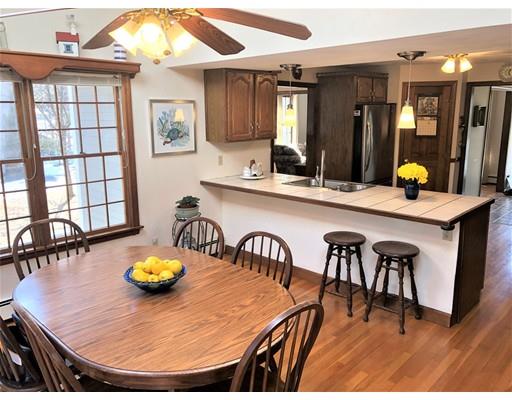 6 Countryside Way Andover, MA 01810 - Photo 4 of 22