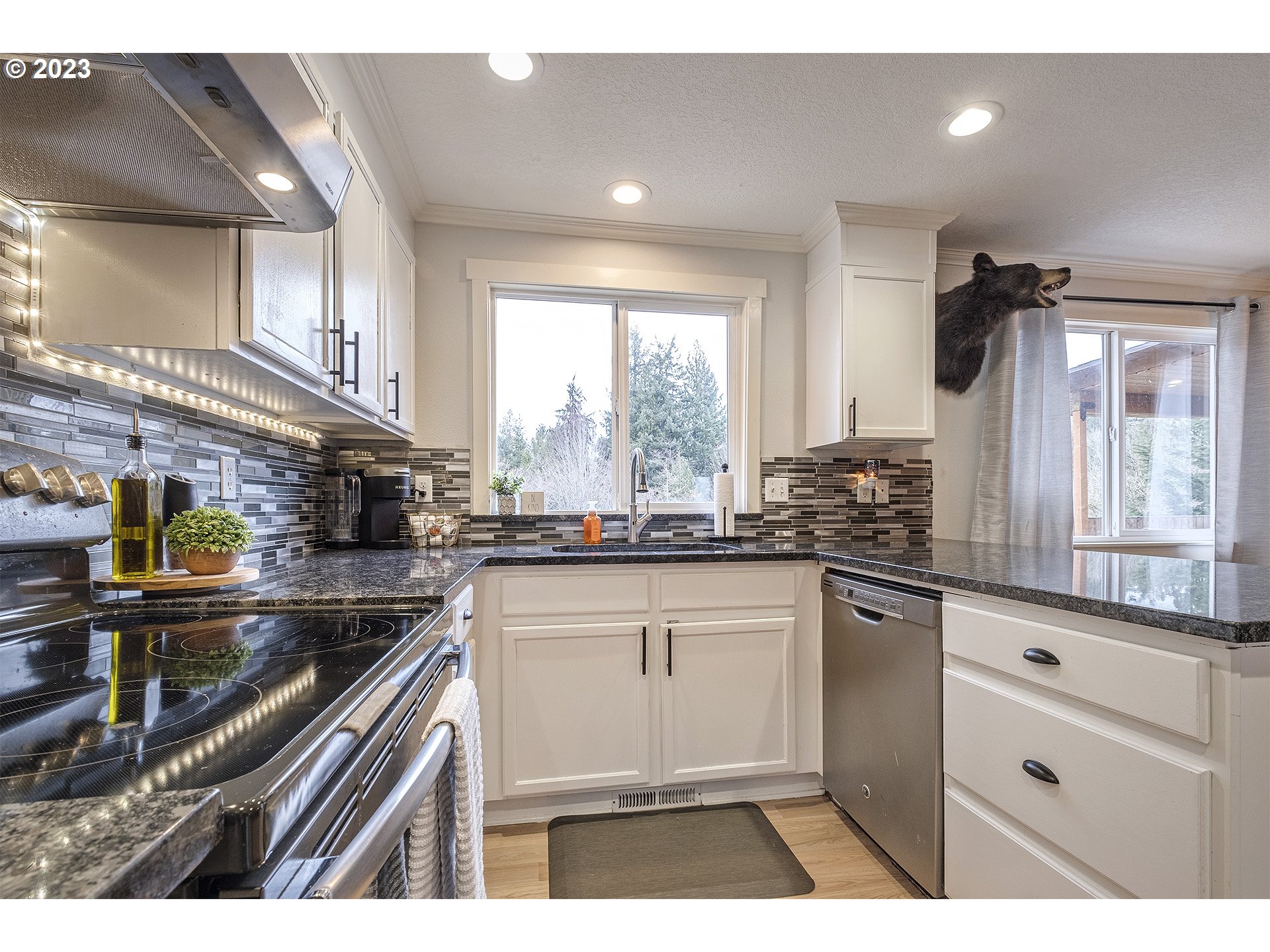 37599 Solso Court Sandy, OR 97055 - Photo 12 of 26 Gallery Image 12