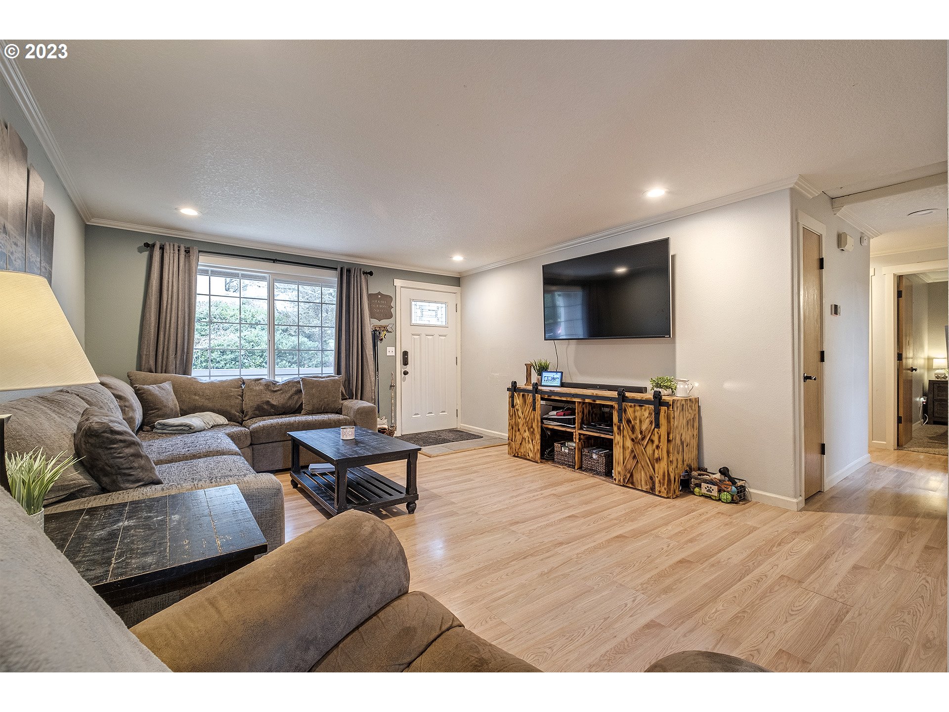 37599 Solso Court Sandy, OR 97055 - Photo 3 of 26 Gallery Image 3