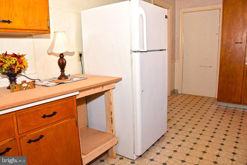 121 Country Club Lane Mill Hall, PA 17751 - Photo 18 of 31 a bathroom with a sink and a mirror