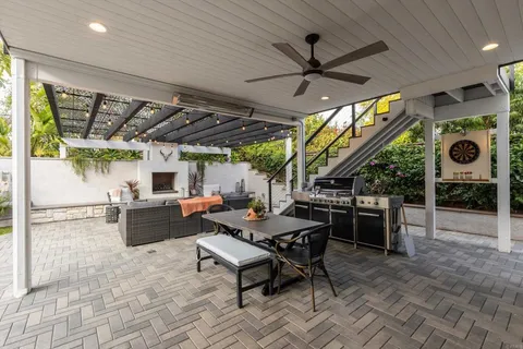 $1,275,000 | 948 Honeysuckle Drive, San Marcos, CA 92078