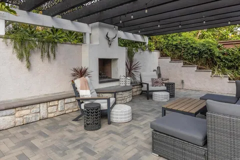 $1,275,000 | 948 Honeysuckle Drive, San Marcos, CA 92078