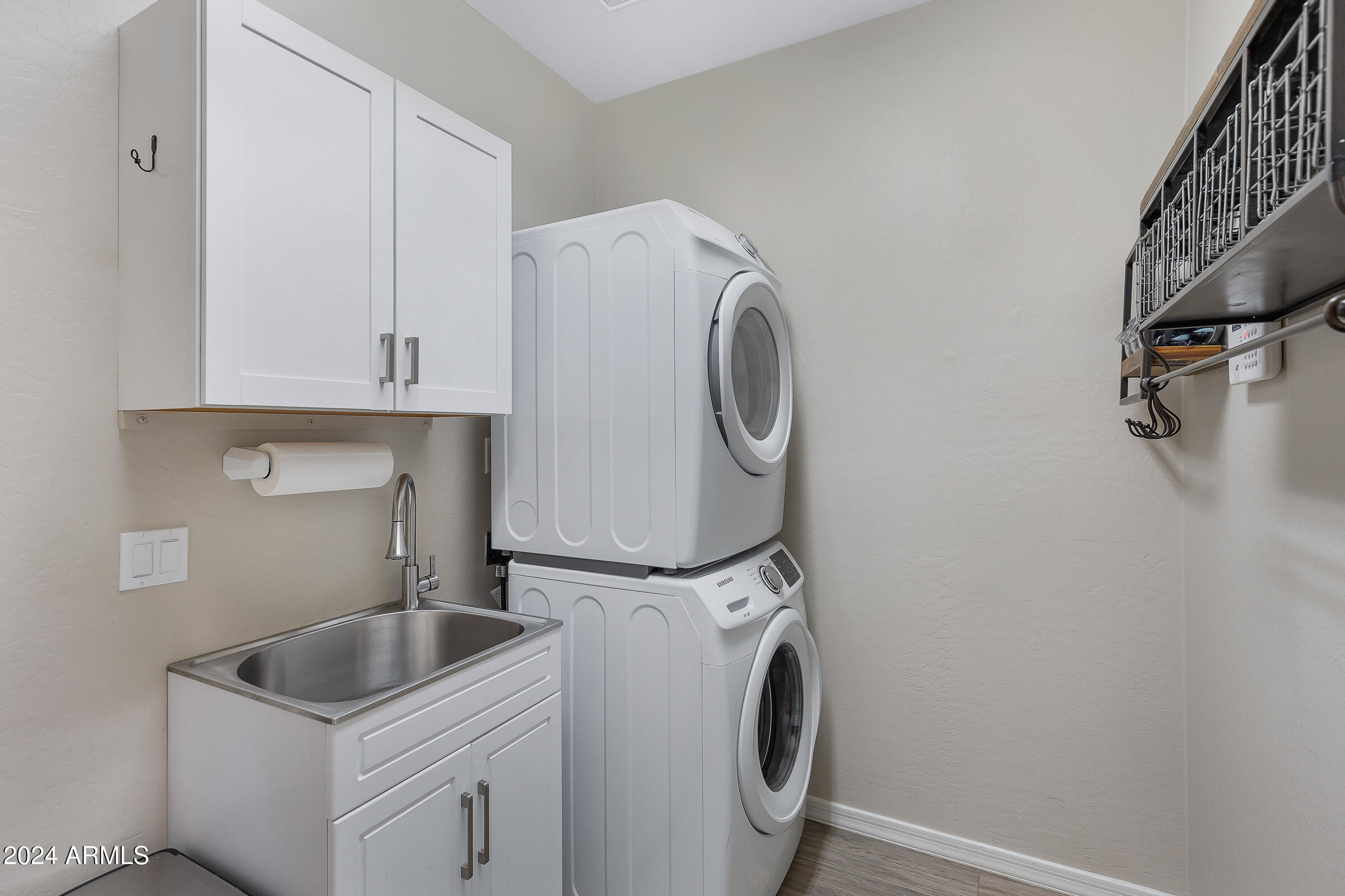 4741 East Timberline Road Gilbert, AZ 85297 - Photo 31 of 44 a utility room with dryer and washer