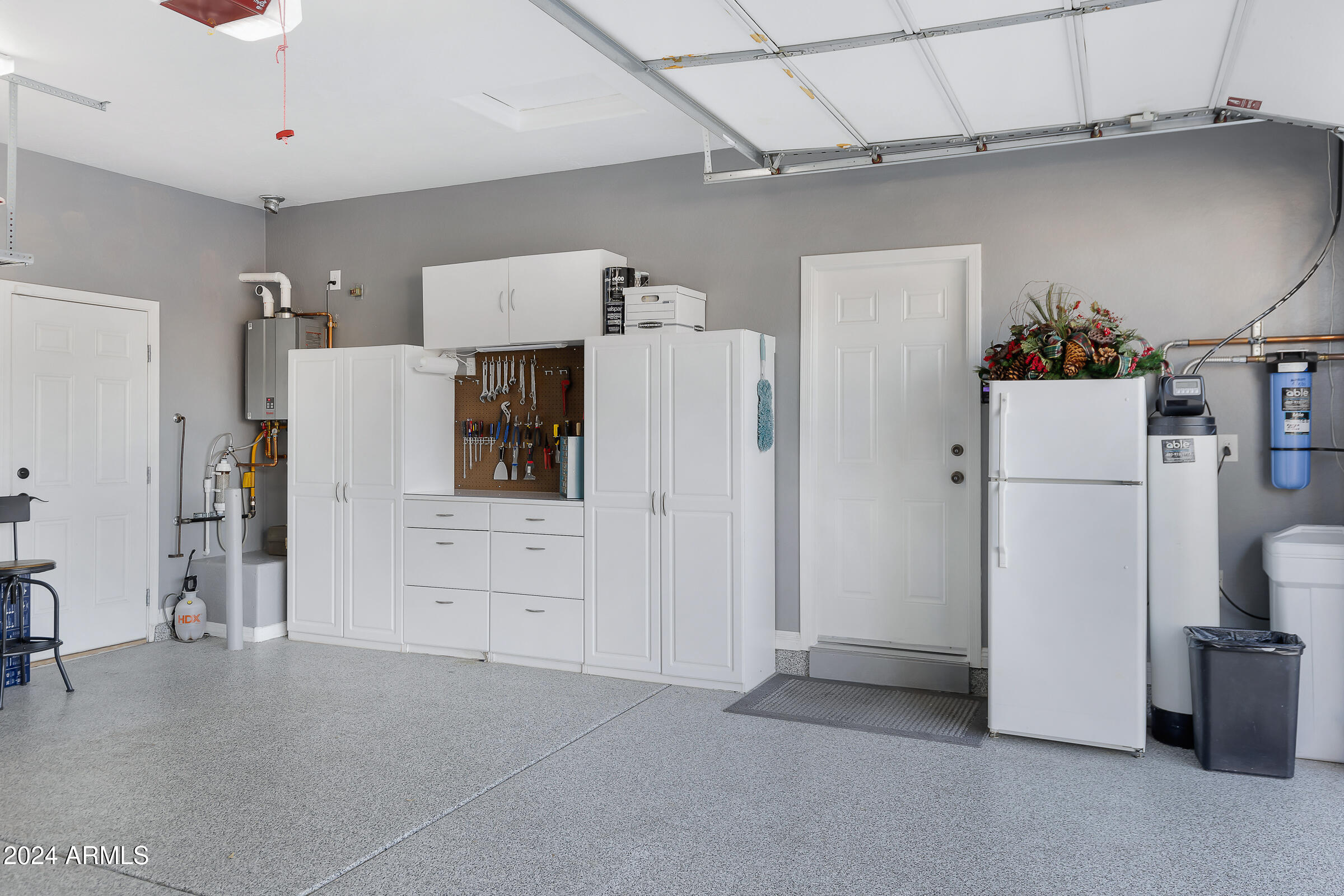 4741 East Timberline Road Gilbert, AZ 85297 - Photo 33 of 44 33-Cabinets