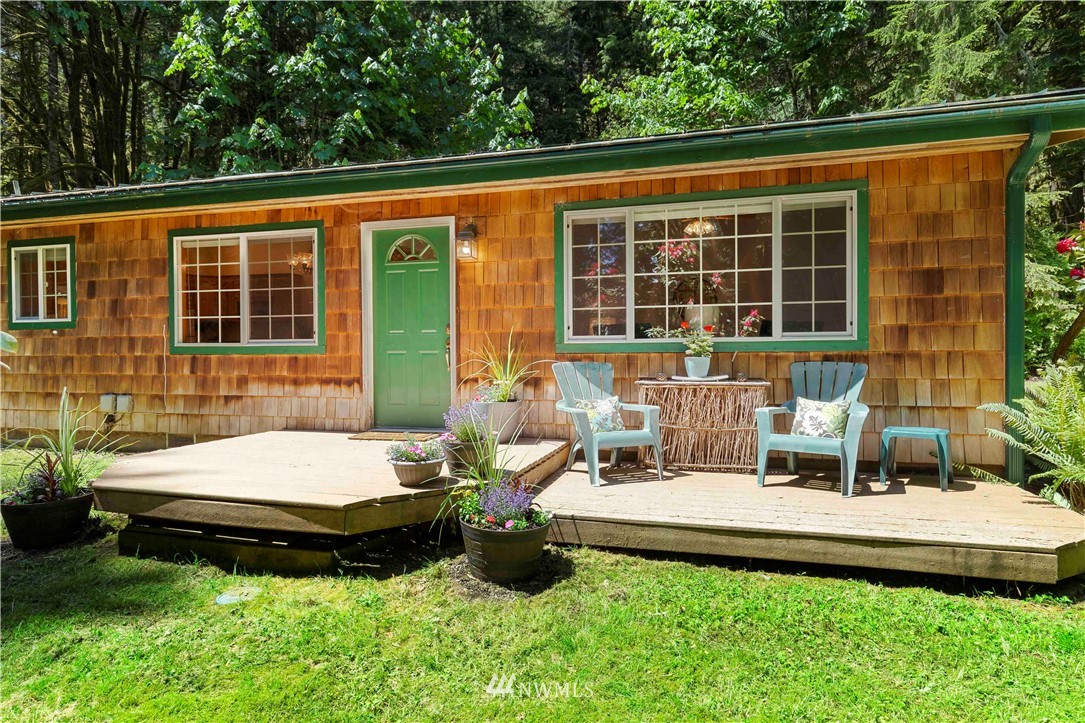 6601 Tolt River Road Northeast Carnation, WA 98014 - Photo 3 of 23 Gallery Image 3