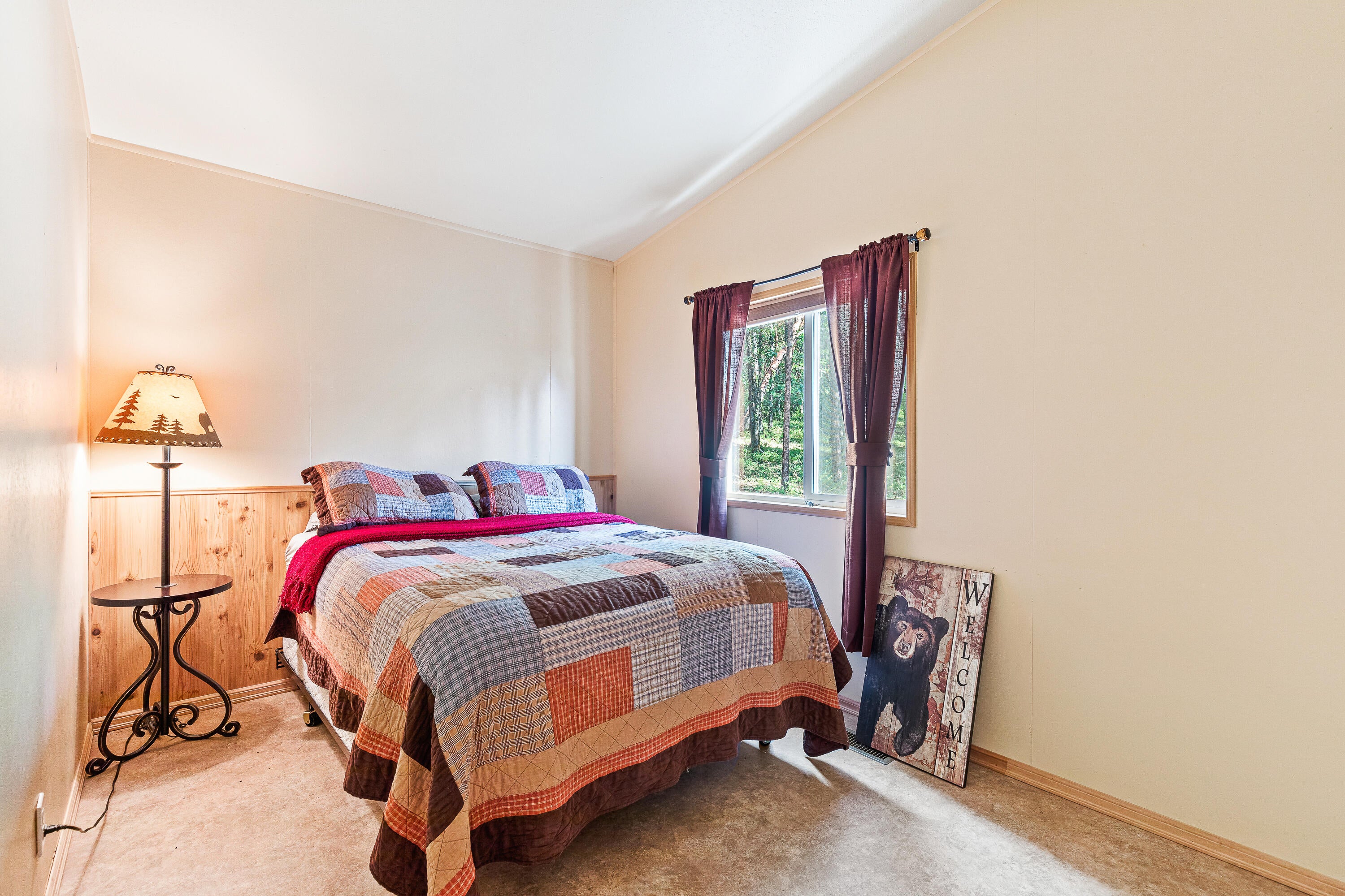 7745 Beagle Road White City, OR 97503 - Photo 24 of 49 9R9A5814