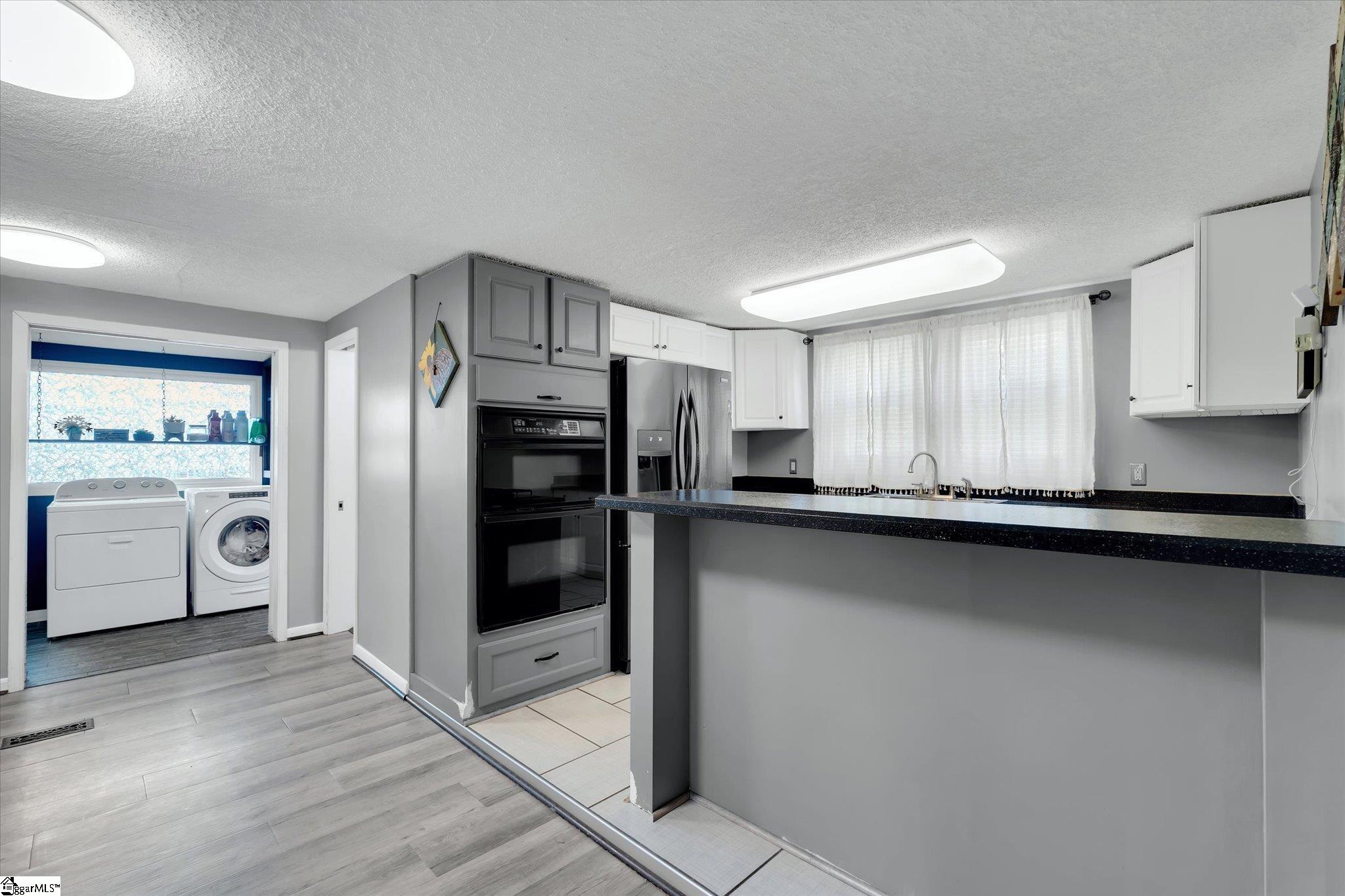 202 Barton Street Easley, SC 29640 - Photo 6 of 22