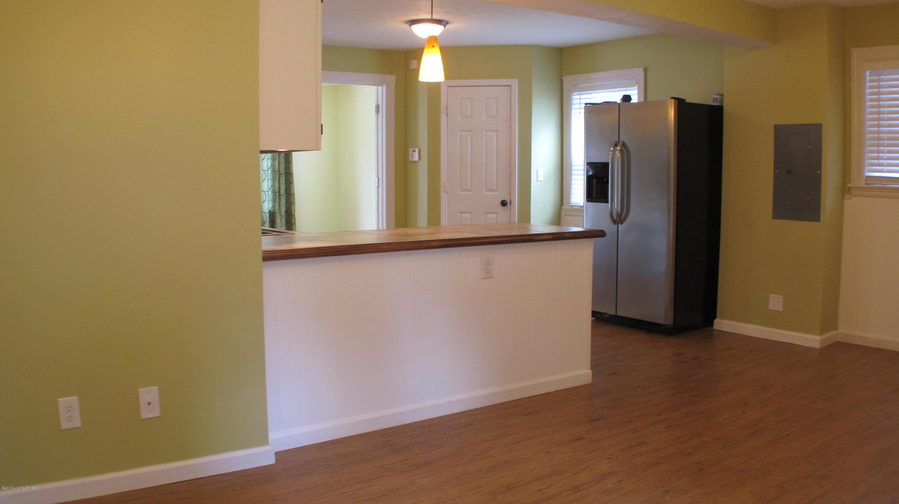 4614 Dohn Road Louisville, KY 40216 - Photo 12 of 25 IMG_7779