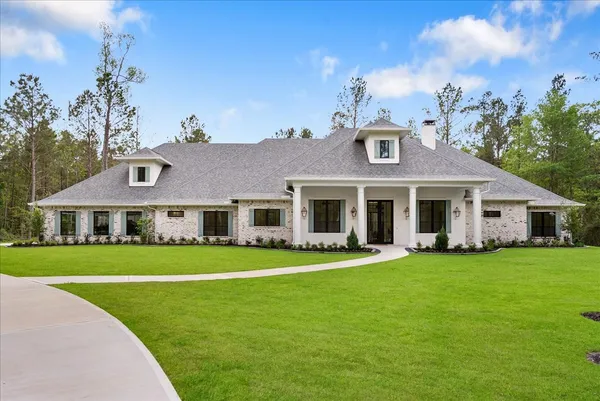 $1,899,990 | 26041 Crown Ranch Boulevard, Montgomery, TX 77316