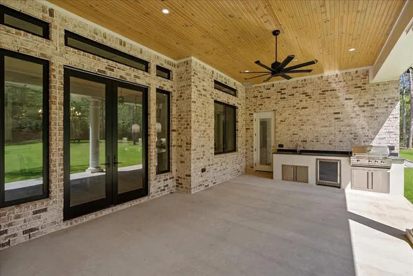 $1,899,990 | 26041 Crown Ranch Boulevard, Montgomery, TX 77316