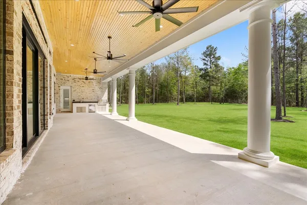 $1,899,990 | 26041 Crown Ranch Boulevard, Montgomery, TX 77316