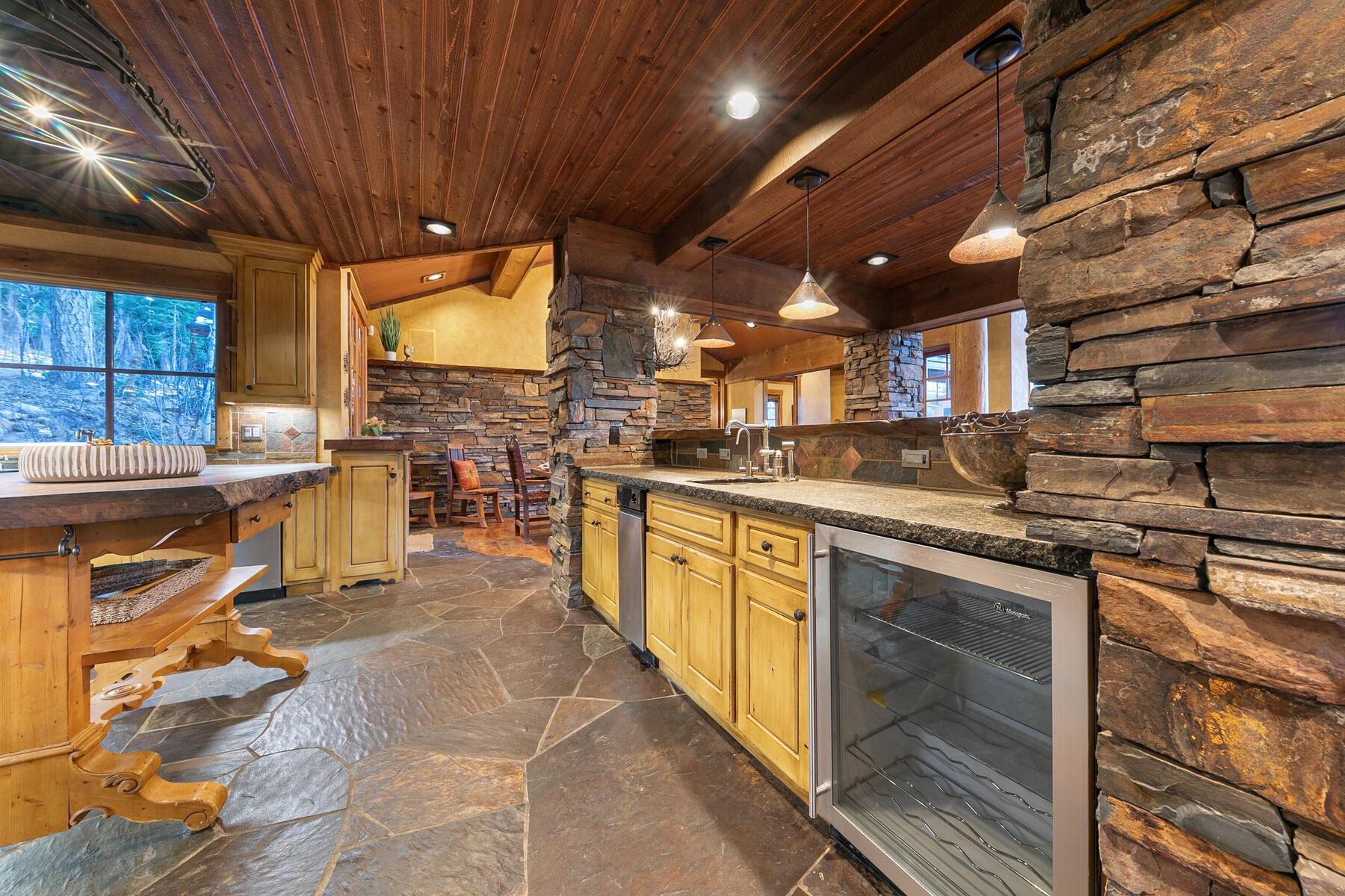 1768 Grouse Ridge Road Truckee, CA 96161 - Photo 6 of 28 a kitchen with lots of counter top space