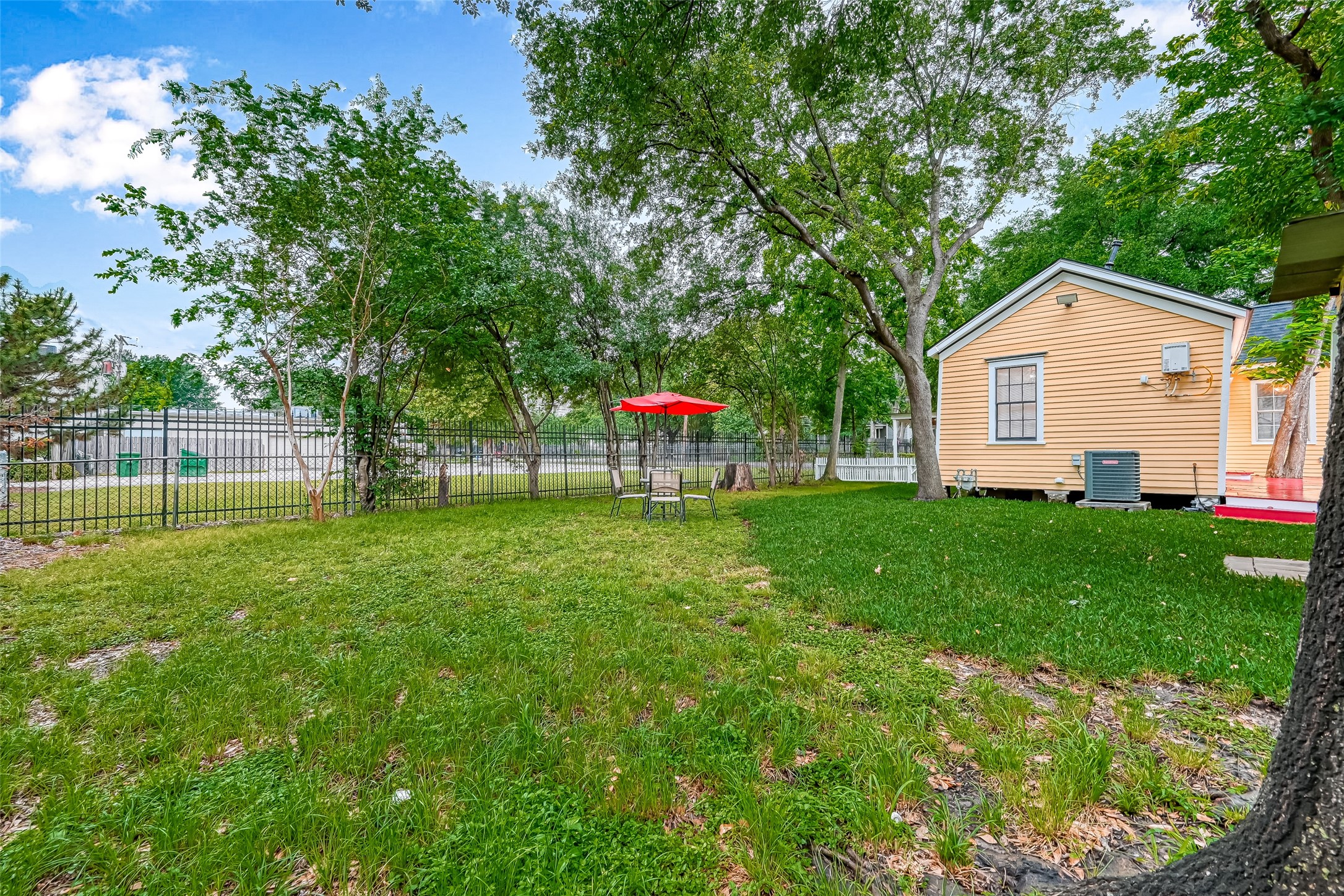 2009 State Street Houston, TX 77007 - Photo 34 of 42
