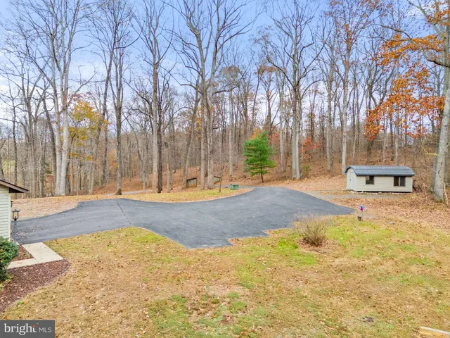 $829,000 | 8423 Lock Lane, Warrenton, VA 20186