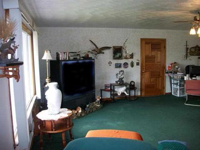 2533 South 6th Street Road Vincennes, IN 47591 - Photo 4 of 11 Gallery Image 4