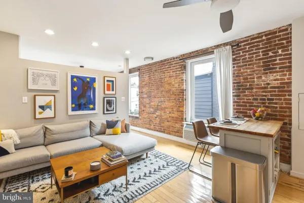 $2,100 | 51 Randolph Place Northwest, Unit 304, Washington, DC 20001