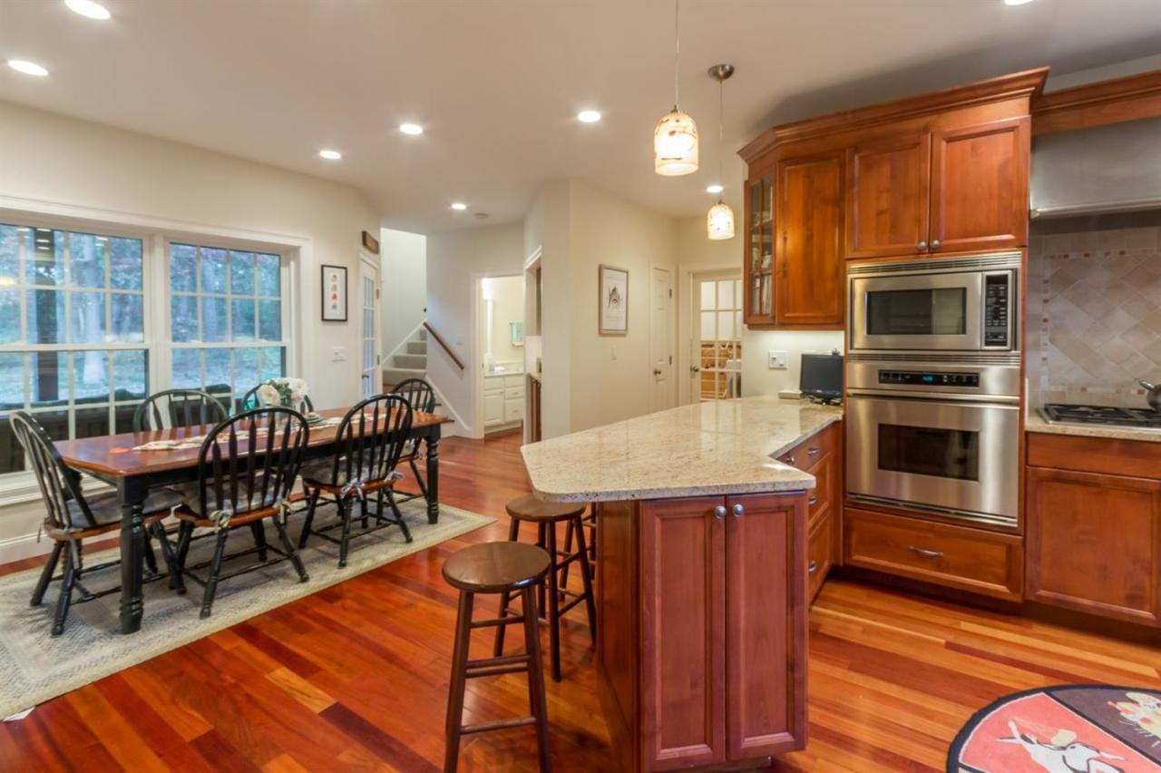 191 West Tisbury Road Edgartown, MA 02539 - Photo 10 of 29 Additional Photo