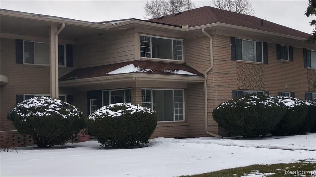 2377 Walton Boulevard, Unit 17 Rochester, MI 48309 - Photo 1 of 11