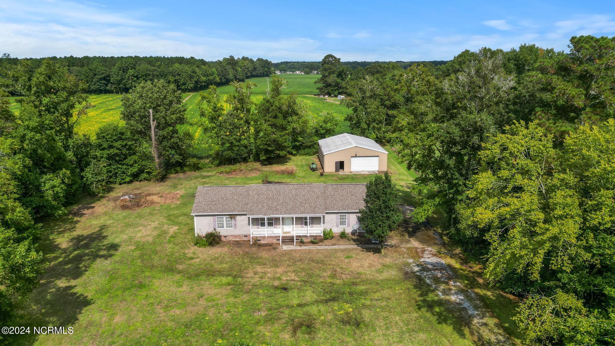 41 Thicket Road Corapeake, NC 27926 - Photo 1 of 40 41 Thicket Rd-7