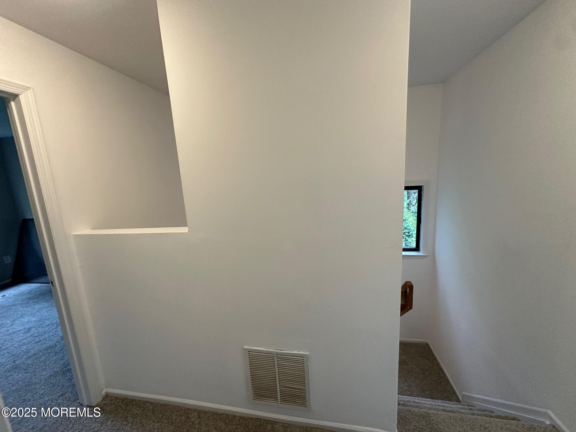 1508 Alpine Trail, Unit 1508 Neptune Township, NJ 07753 - Photo 13 of 35 Pic 30 - Upper Hallway