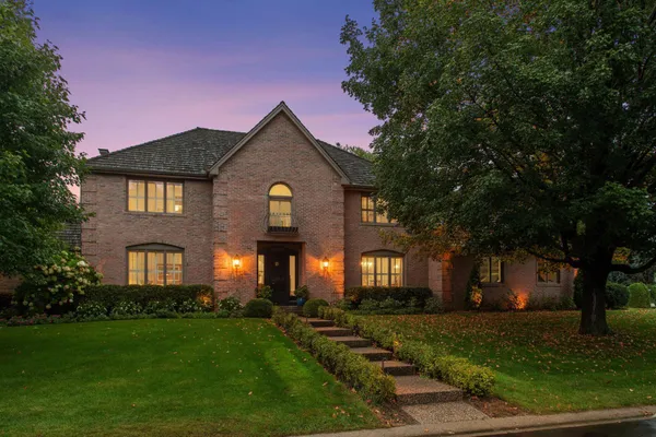 $1,295,000 | 10500 Niblick Lane, Eden Prairie, MN 55347