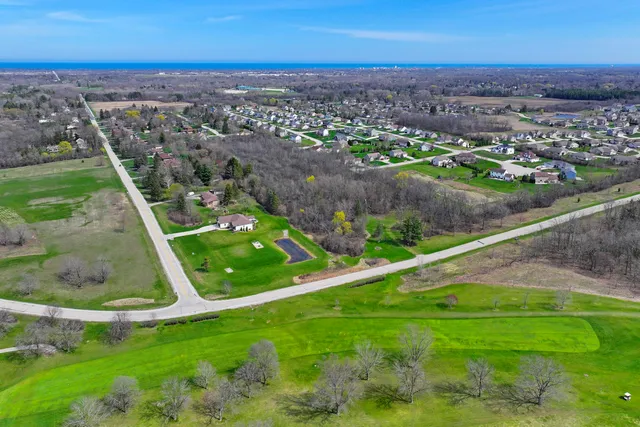 $895,500 | 6130 Northwestern Avenue, Caledonia, WI 53406