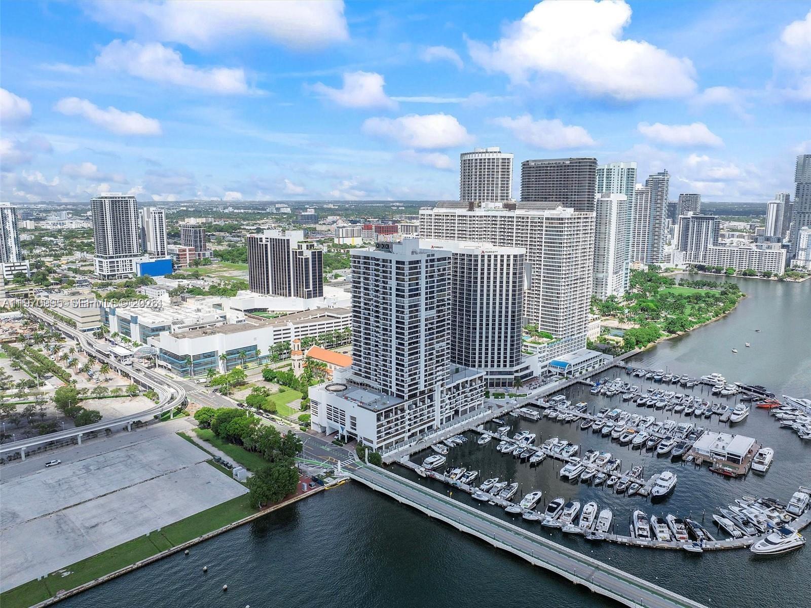 555 Northeast 15th Street, Unit 408 Miami, FL 33132 - Photo 18 of 24