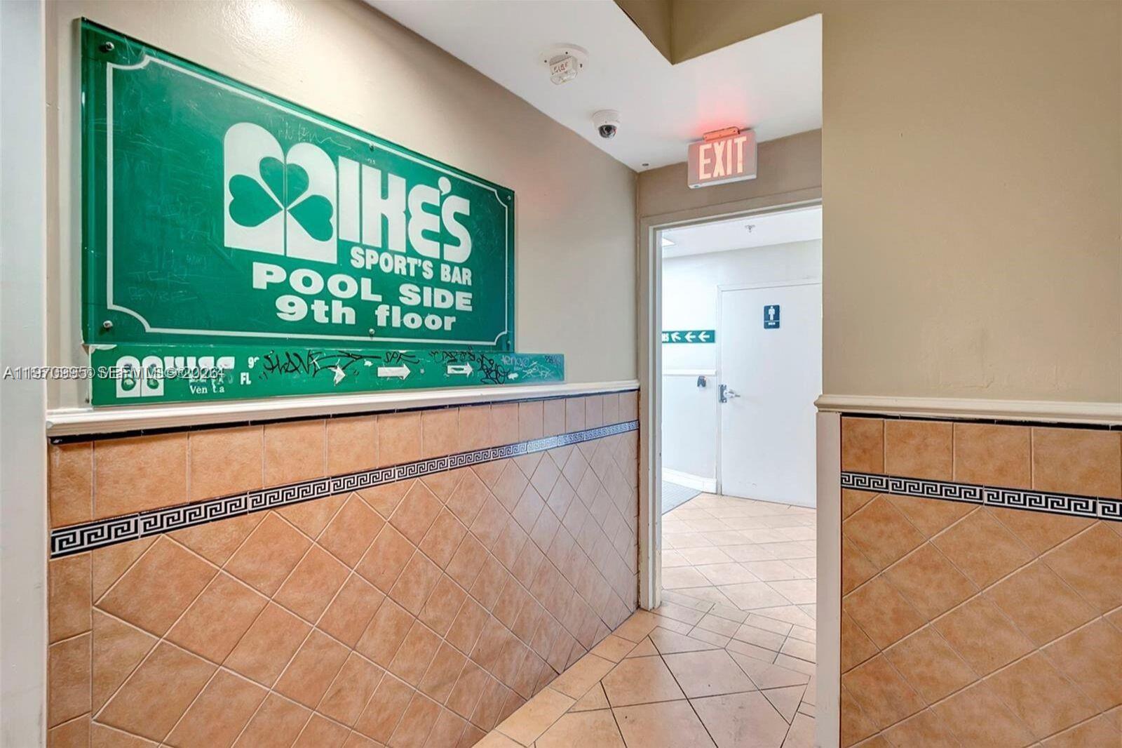 555 Northeast 15th Street, Unit 408 Miami, FL 33132 - Photo 19 of 24