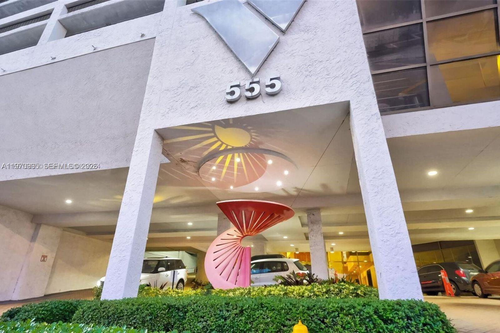 555 Northeast 15th Street, Unit 408 Miami, FL 33132 - Photo 21 of 24