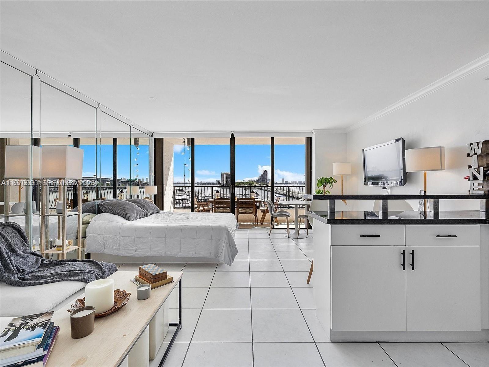 555 Northeast 15th Street, Unit 408 Miami, FL 33132 - Photo 8 of 24